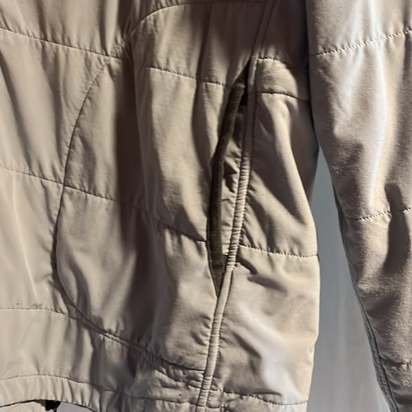 the north face light jacket - Picture 8 of 9